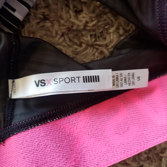 Victoria's Secret Sport Bra - Picture 3 of 3